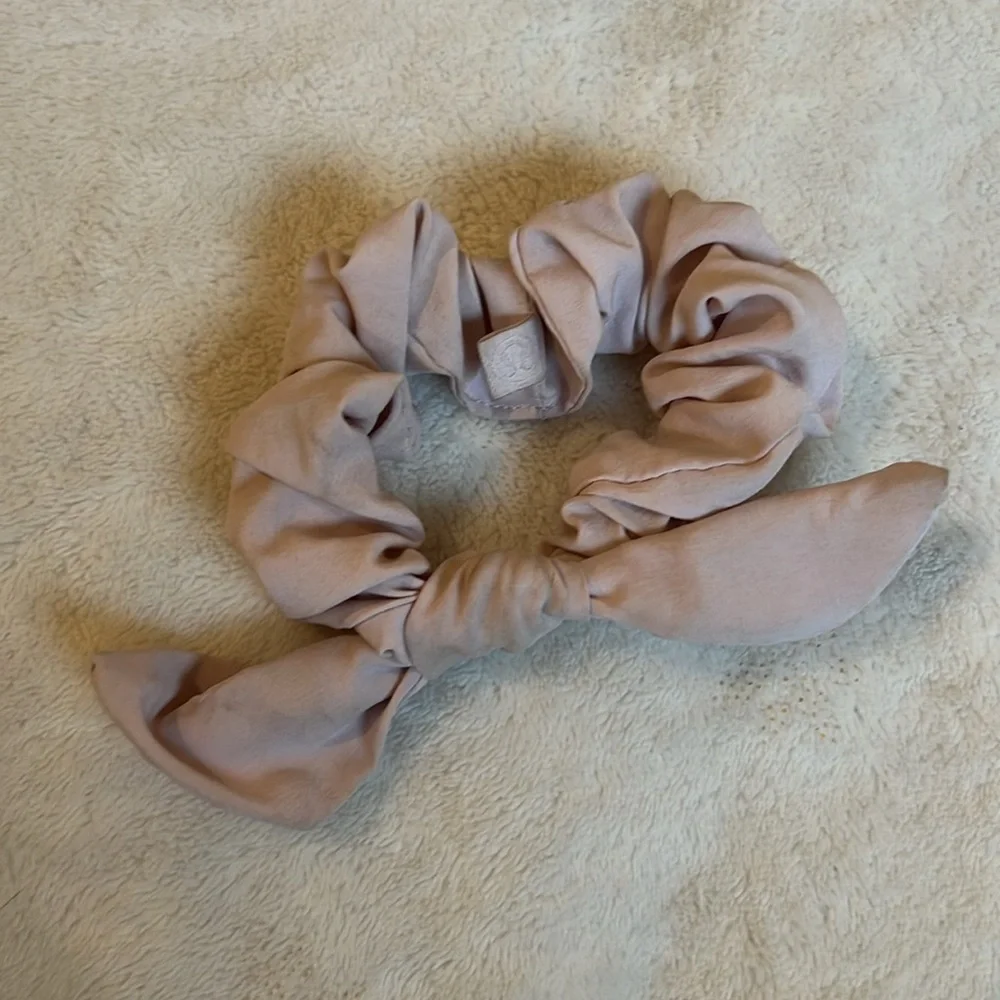 Scrunchie bundle - Picture 2 of 4